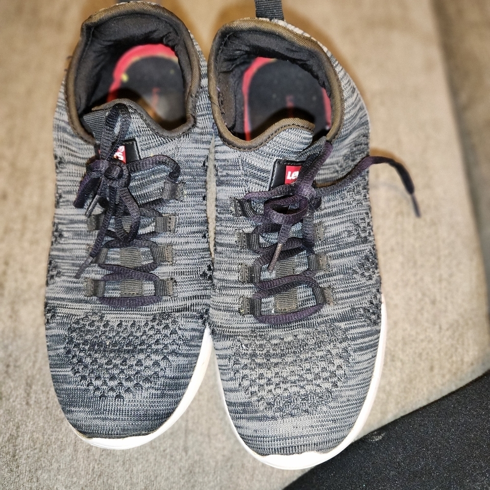 Levi's Gray Knit Sneakers